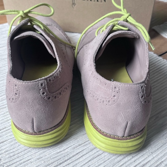 Cole Haan Suede Oxford Yellow and Tan - Picture 2 of 4